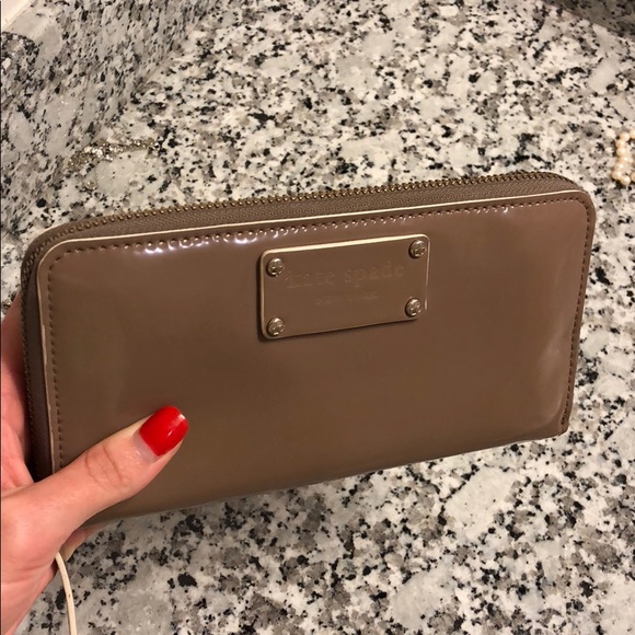 kate spade Handbags - ♠️ Kate spade neda zip wallet
